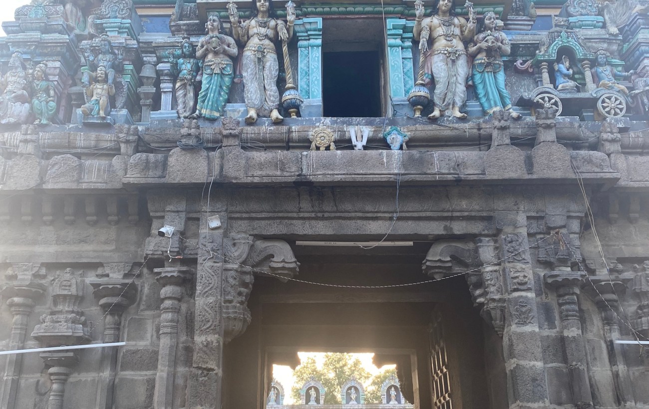 Thiruneermalai Temples
